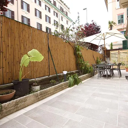 Apartment Sofia's Vatican Garden